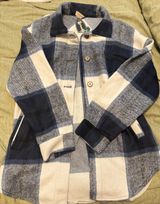 navy blue and white flannel Size M Photo 0
