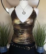 Women’s Chic Leopard Print Crop Top Beautiful Cheetah Animal Print Photo 0