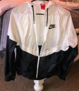 Nike Windbreaker Jacket Photo 0