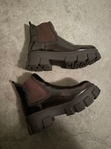 Chelsea Boots Photo 0