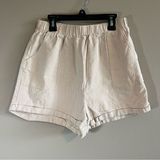 Princess Polly ✨  Women’s Cream Shorts 8 Photo 0