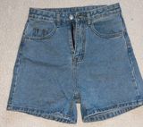 Jean Shorts Size 26 Photo 0