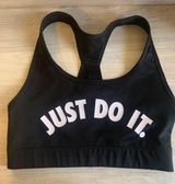Nike Sports Bra Photo 0