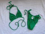 green bikini Photo 0