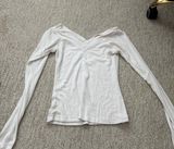 BDG Top Long Sleeve Medium Photo 0
