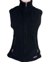 Patagonia Synchilla Women's Black Fleece Vest Size Small Photo 0