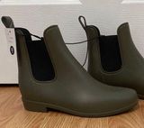 Chelsea Rain Boots Photo 0