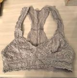 gray bralette Photo 0