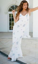 sing along maxi dress blue and white floral Photo 0