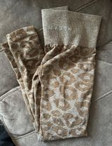 NVGTN Mocha Leopard Seamless Leggings Photo 0