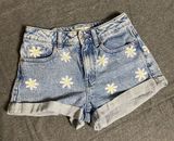 Denim Jean Mom Shorts With Daisies! So cute Size 24 Photo 0