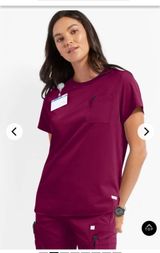 Resurge Uniform Advantage Scrubs Photo 0