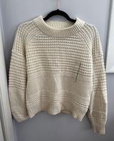 Universal Threads NWT  Cream Knit Sweater Photo 0