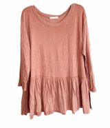 Entro Boutique Top Photo 0