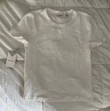 Aritzia Sunday best Short Sleeve Tee Photo 0