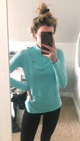 Under Armour Quarter Zip Photo 0