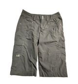 Arc'teryx Cargo Bermuda Shorts Women's Size 27  Outdoor Hiking Adventure Photo 0