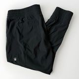 The North Face Joggers Womens Size 8 Black Cropped Athleisure Comfort Minimalist Photo 0