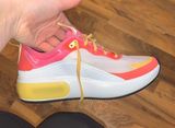 Nike AirMax Tennis Shoes Photo 0