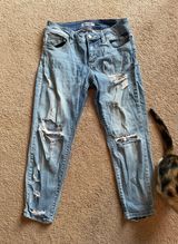 Refuge Distressed Jeans Photo 0