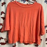American Eagle Cropped distressed hem tee Photo 0