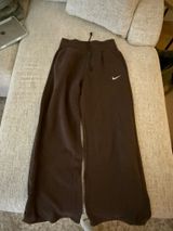 Nike Sweatpants Photo 0