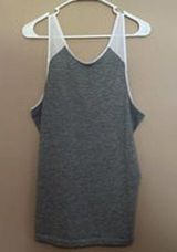 Avia Women’s White Gray Block Stretch Lightweight Athletic Tank Top Medium Photo 0