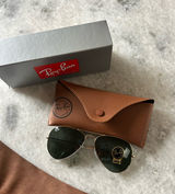 Ray-Ban Aviator Sunglasses Photo 0