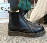 Dr. Martens Doc Martens Chelsea Boots Photo 0