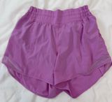 Lululemon Hotty Hot Shorts 4" Photo 0