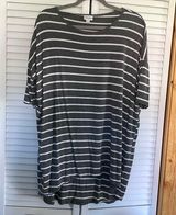 LulaRoe XL gray striped top cute elbow sleeves! Photo 0