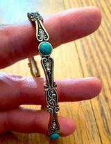 Vintage Navajo Style Turquoise and Silver Bracelet Blue Photo 0