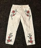 Top Shop Ross Embroidered High waist Mom jeans Size 28 Photo 0