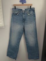 12 Straight High Waist Jeans Light Wash Cut Off Fray Photo 0