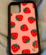 Wild Flower  iphone 11 case Photo 0