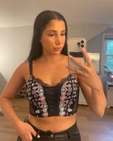 Victoria’s Secret Corset Photo 0