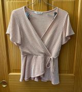 Caution to the Wind Top Photo 0