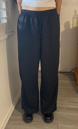 Uniqlo Wide Leg Pants Photo 0