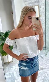 Brandy Melville White Top Photo 0