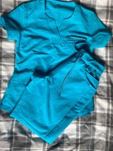 Teal Scrubs Photo 0