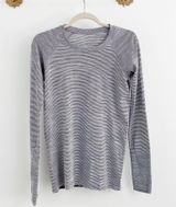 Swiftly Tech Long Sleeve 2.0 Wee Are From Space White Photo 0