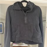 Lululemon Black Scuba Half Photo 0