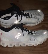 On Cloud  Running Shoes Photo 0