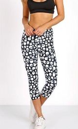 Onzie Skull Print Capri Leggings Photo 0