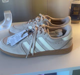 Adidas  Shoes Photo 0