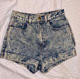 American Apparel Shorts Photo 0