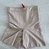 Spanx OnCore Firm Control Mid-Thigh Shaper Size L Photo 0
