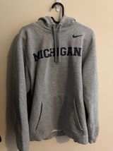 Sweatshirt Hoodie Photo 0