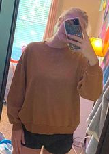 American Eagle Outfitters sweatshirt Photo 0