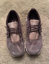 on cloud Shoes Photo 0